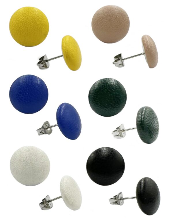 Iraasa Textured Gold Stud Earrings – Pakistani Jewellery