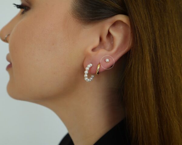 Iraasa Short Pearl Stud Earrings – Gold-plated with Pearl