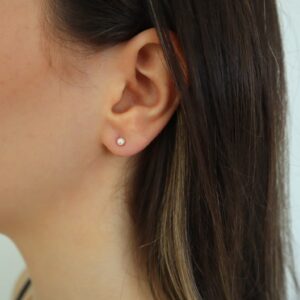 Iraasa Short Pearl Stud Earrings – Gold-plated with Pearl